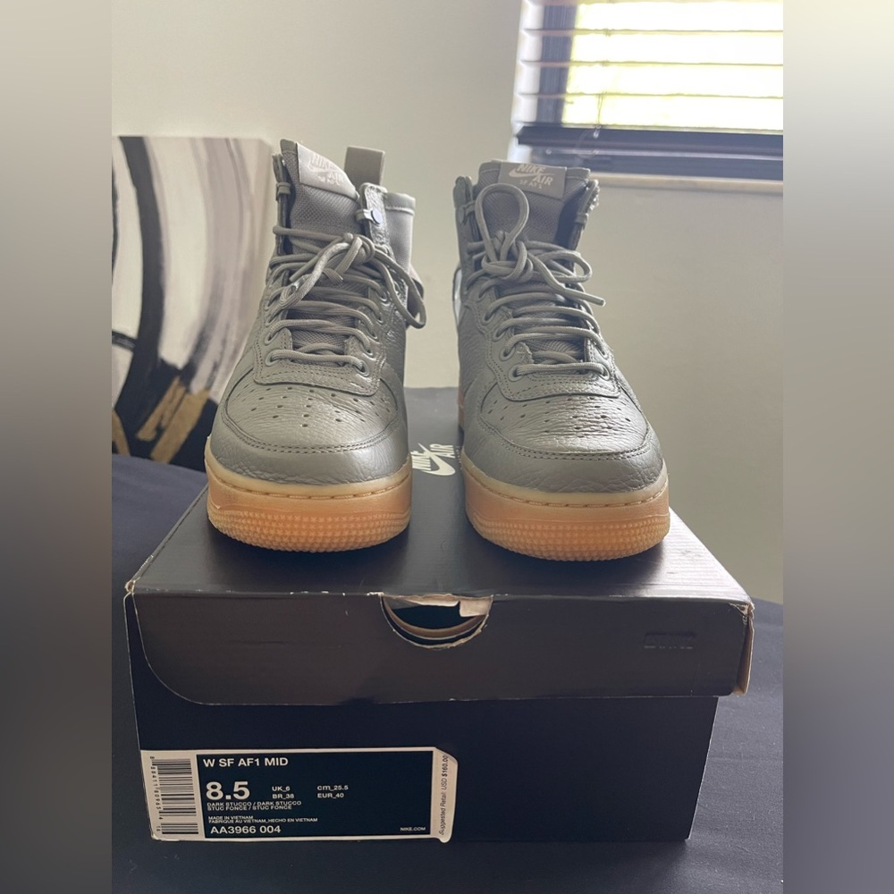 NIKE W SF AF1 MID